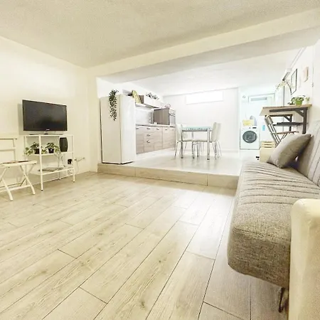 Cozy Basement Apartment Navigli-2